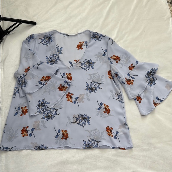 LUSH SIZE M | Floral V-Neck Blouse - Blue and Orange | Flare SLEEVE - Picture 1 of 7